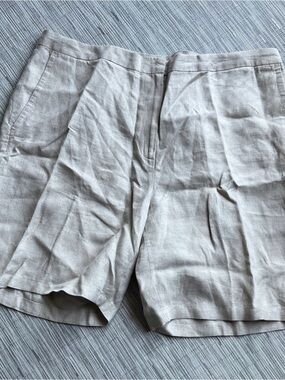 Eileen Fisher Linen Blend Tailored Shorts in Light Beige